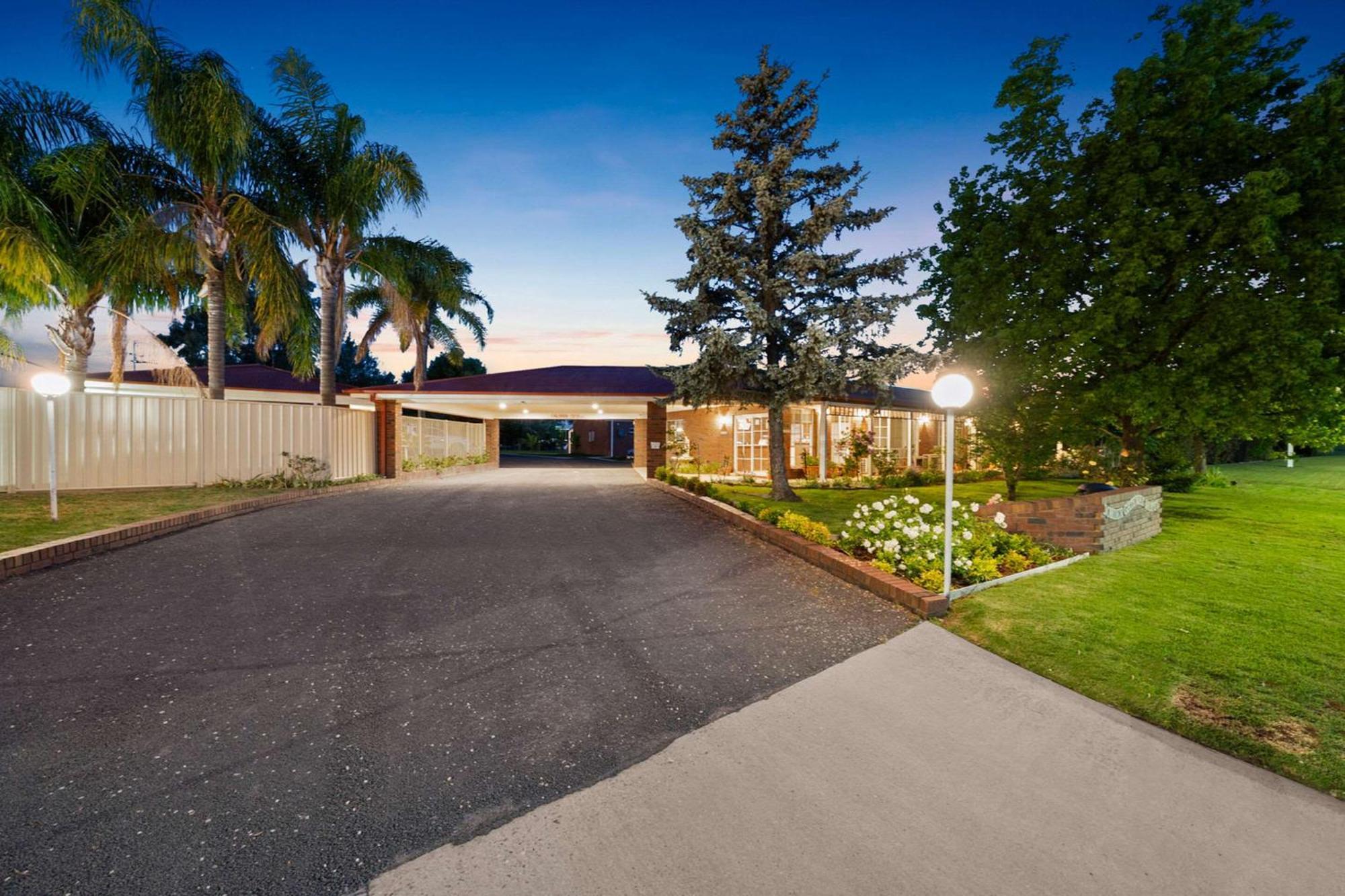 Econo Lodge Border Gateway Wodonga Exteriör bild